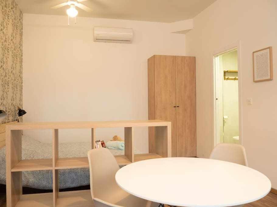 Fantastico estudio en pleno centro de Granada Apartamento Exterior foto